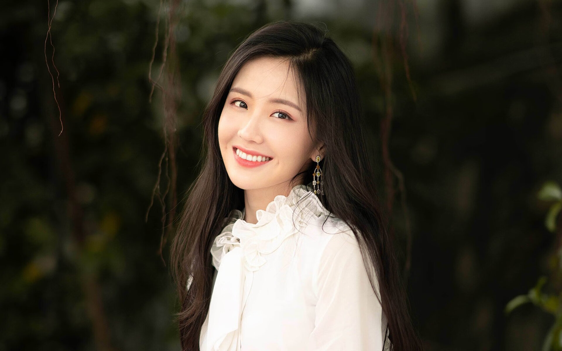 当锡安降临虚拟主场，一场跨越维度的对话，如何重新定义巨星价值