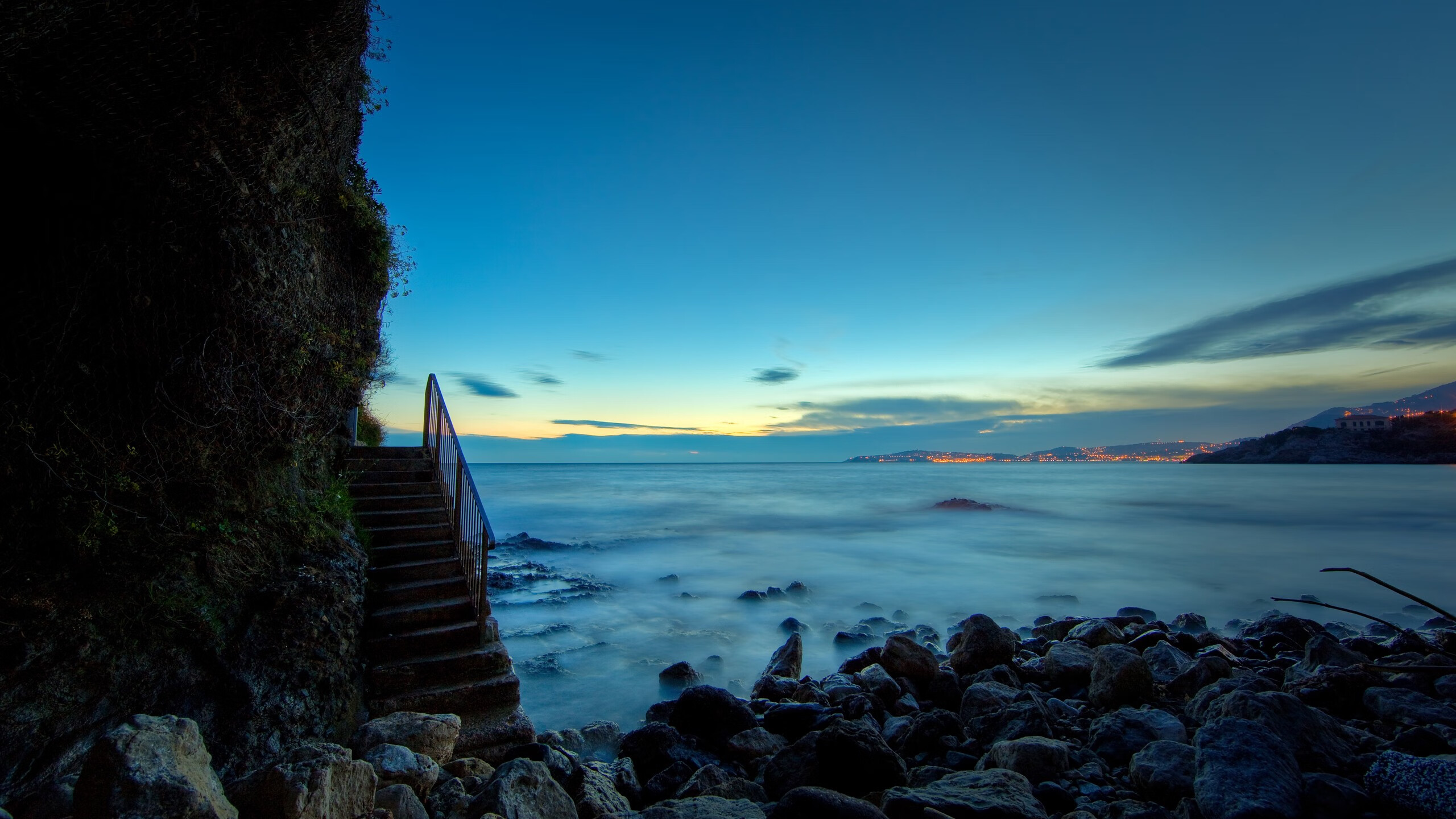 破壁之战，美加墨荒漠上，芬兰战术如何冰封巴黎巨星洪流？