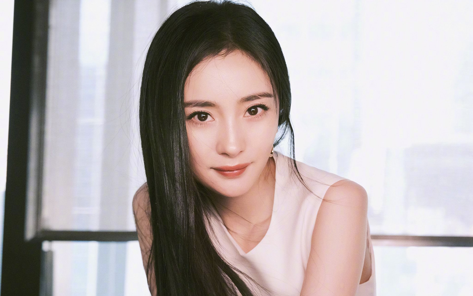 F1新赛季揭幕战引爆巴林，马里车队异军突起，红牛王朝遭遇莱比锡式闪电战