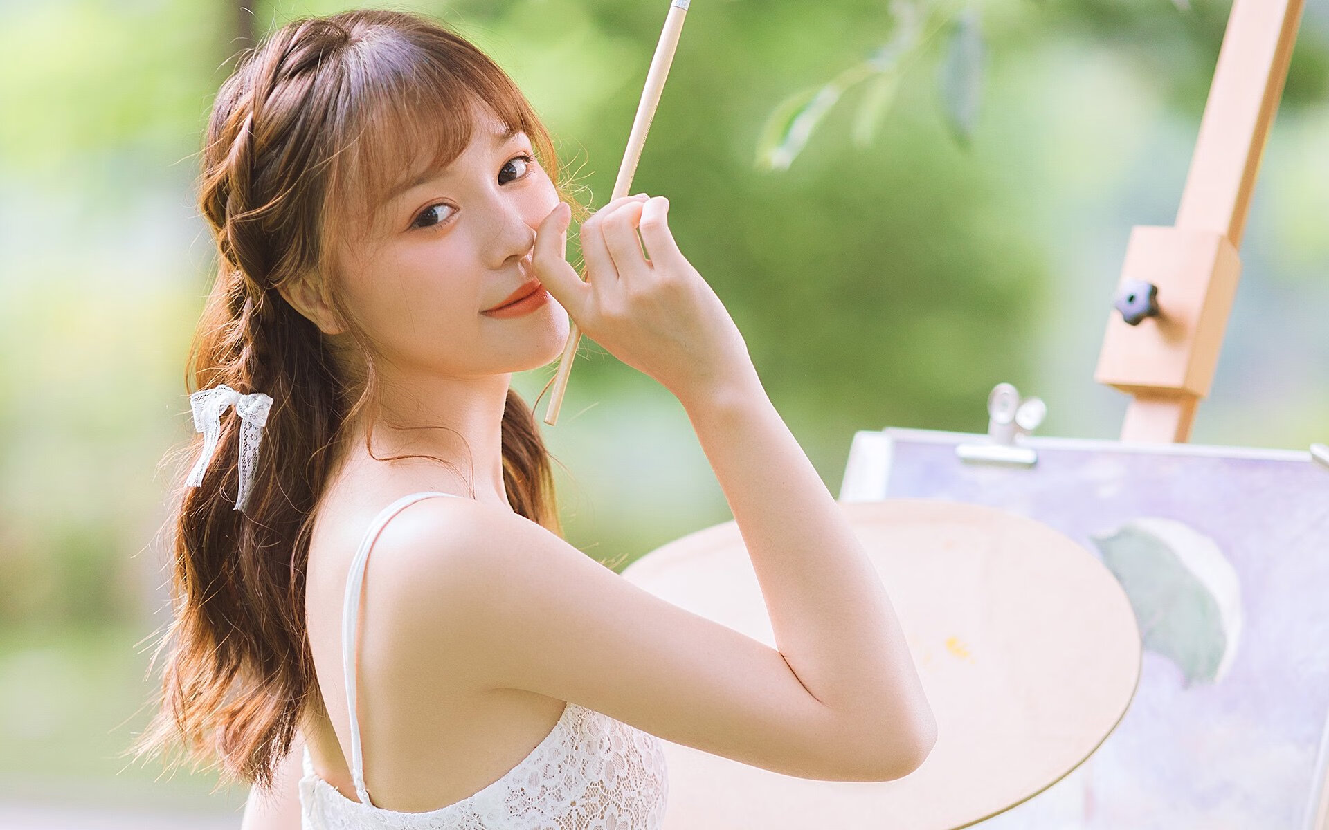 双线狂飙，黄色潜水艇击沉红黑军团，韩国之星主宰德甲巅峰对决